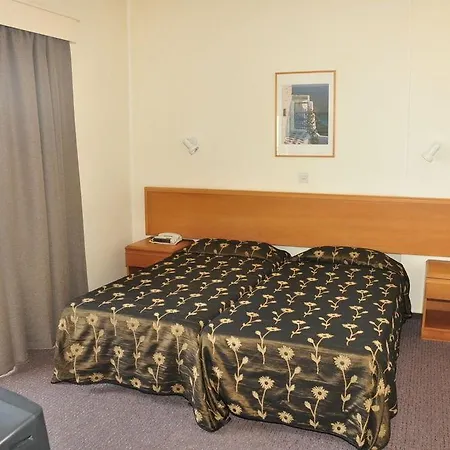 Harry's Hotel Protaras