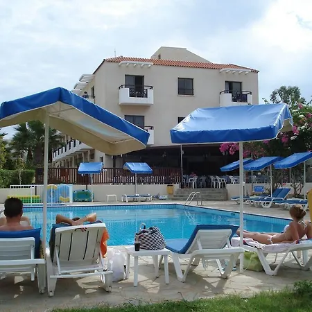 Harry's 3* Protaras