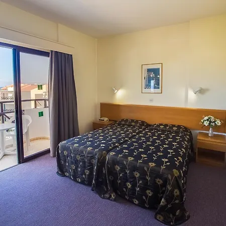 Harry's Hotel